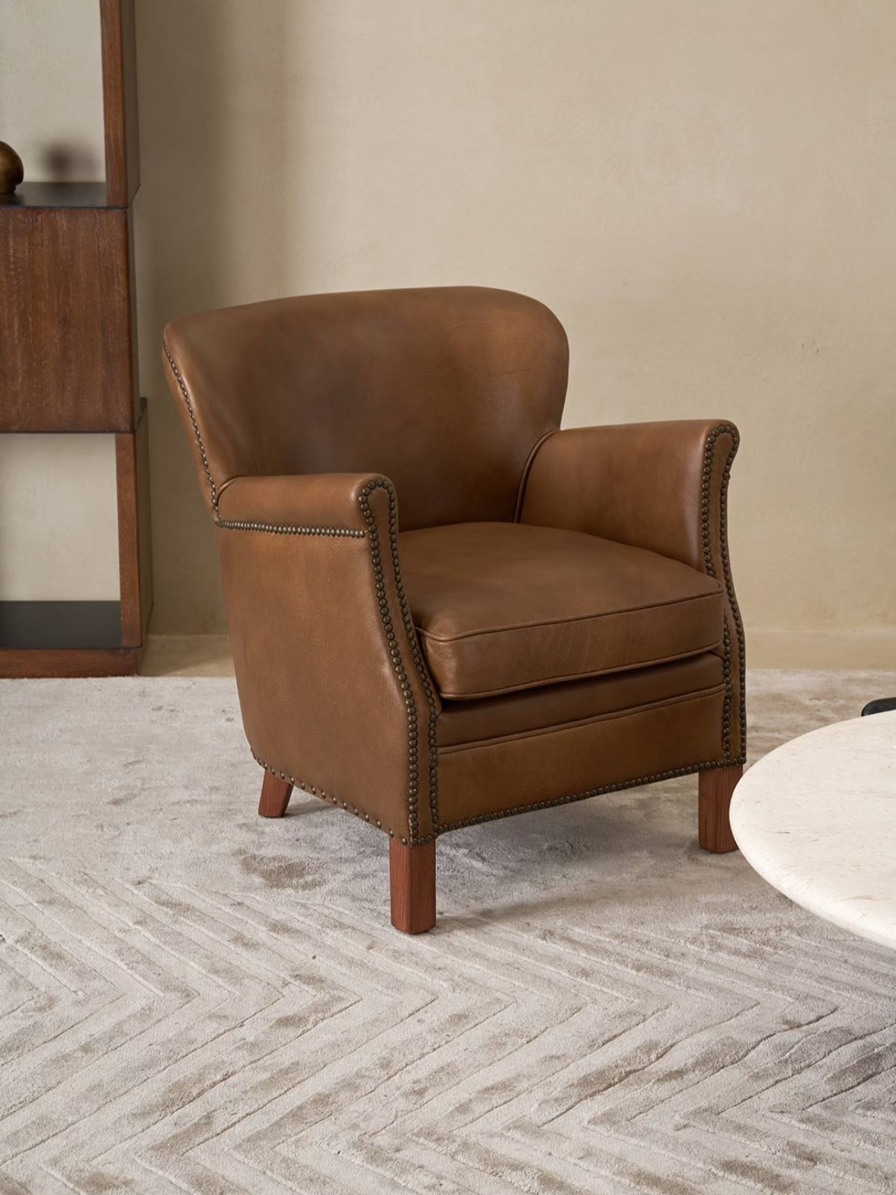 Vintage Baroque Inspired Leather Comfortable Leisure Lounge Chair