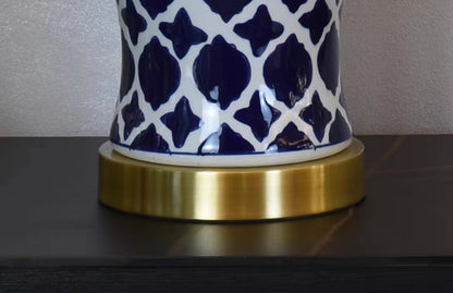 HomeDor Vintage Blue and White Porcelain Table Lamp