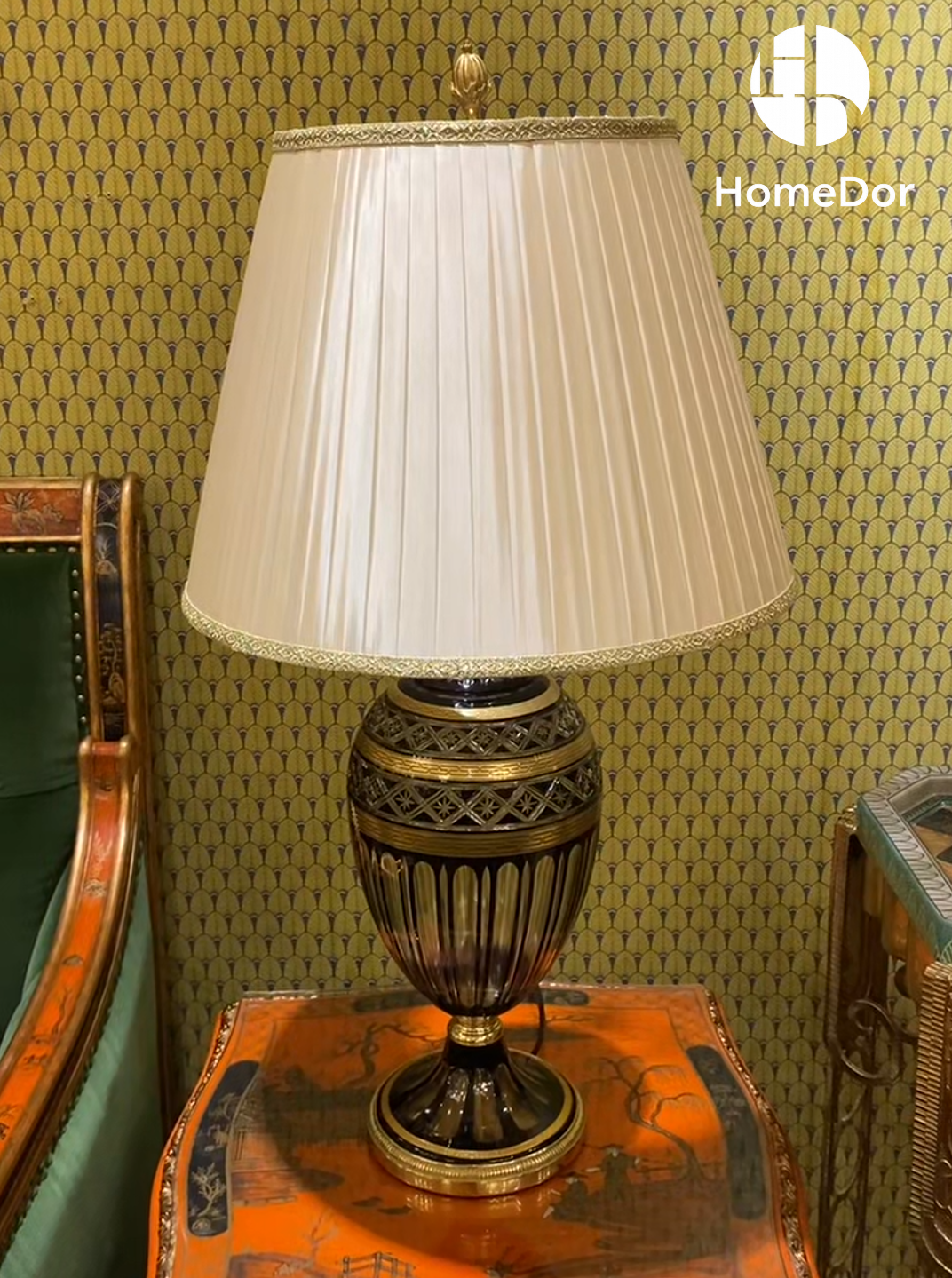 HomeDor × FH&Home | Retro Luxury Black Gold Carved Glass Table Lamp