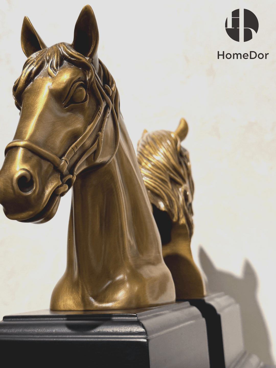 Classic Brass Horse Head Bookend Pair with Black Base2