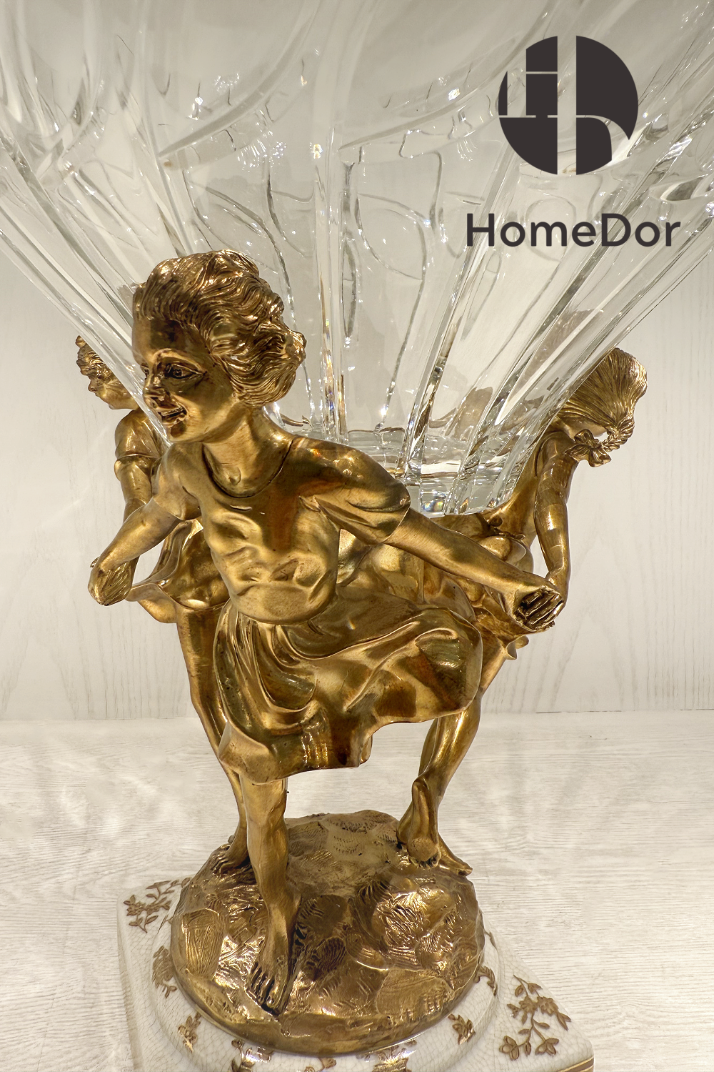 HomeDor × FH&Home | Prague Collection Exquisite Crystal Fruit Bowl with Brass Girls