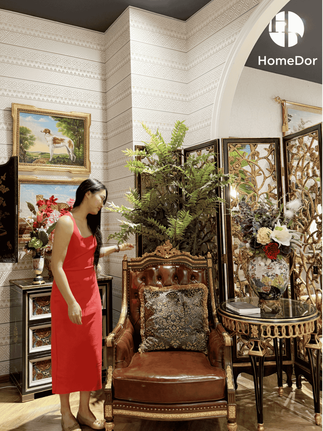 HomeDor × FH&Home | European Baroque Red Leather Carved Mahogany Lounge Chair
1