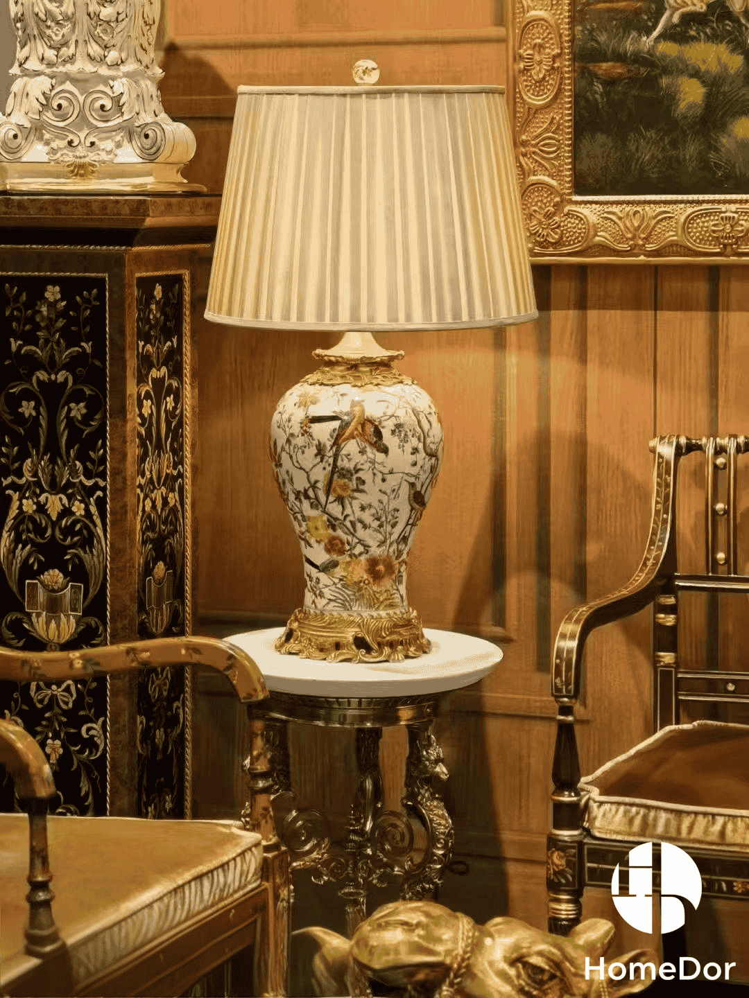 HomeDor × FH&Home | Vintage Style Porcelain Table Lamp with Avian Motifs and Golden Accents1