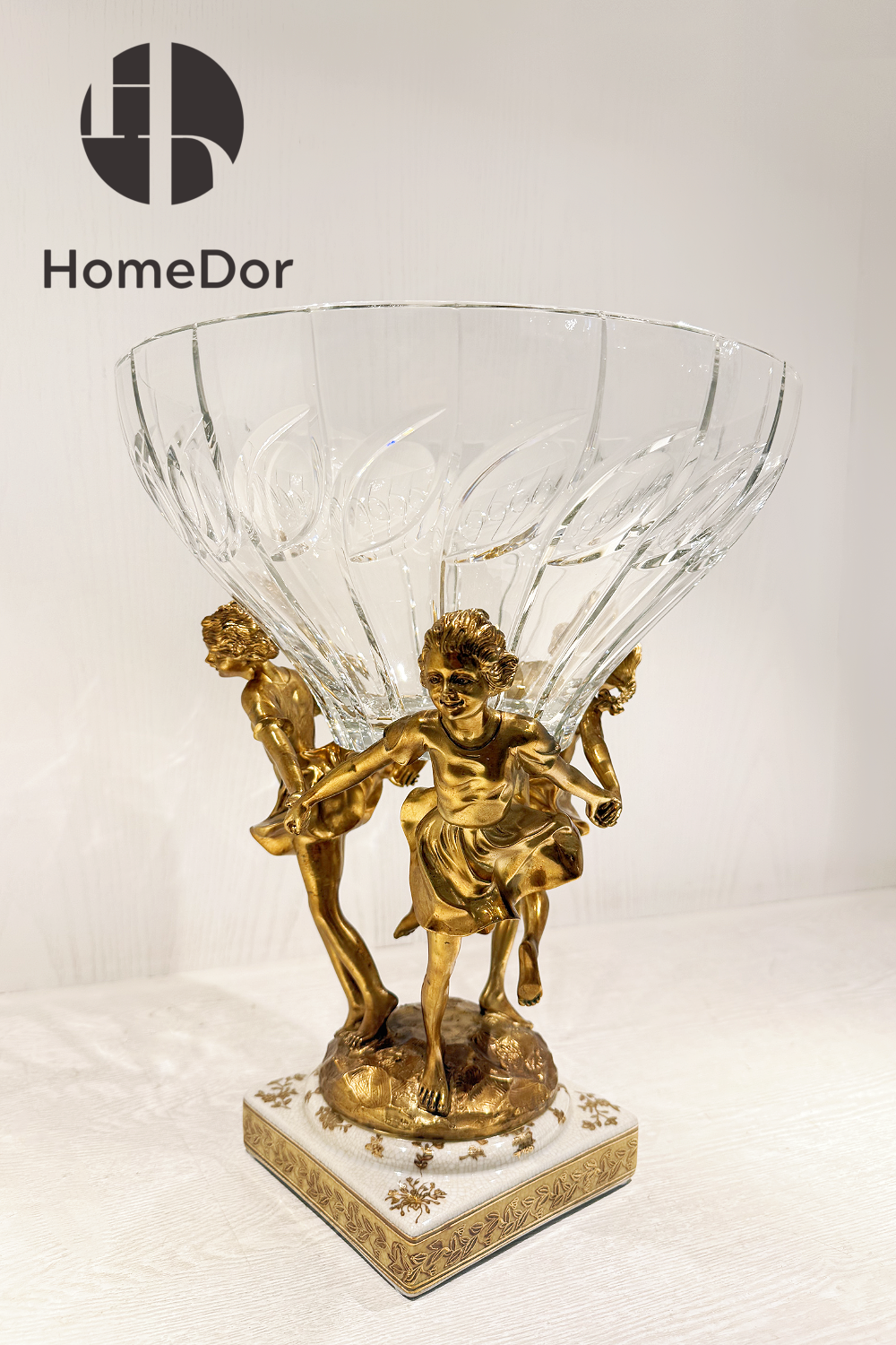 HomeDor × FH&Home | Prague Collection Exquisite Crystal Fruit Bowl with Brass Girls