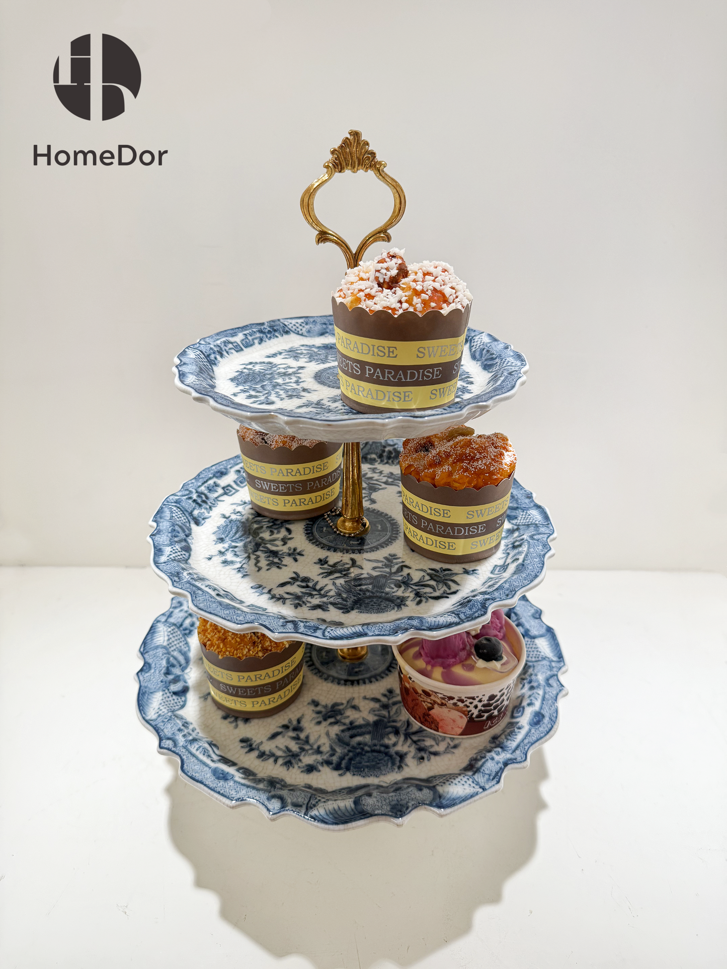 HomeDor Classic Blue and White Porcelain Brass 3-Layer Dessert Serving Tray/Platter-L30cm X W30cm X H43cm-