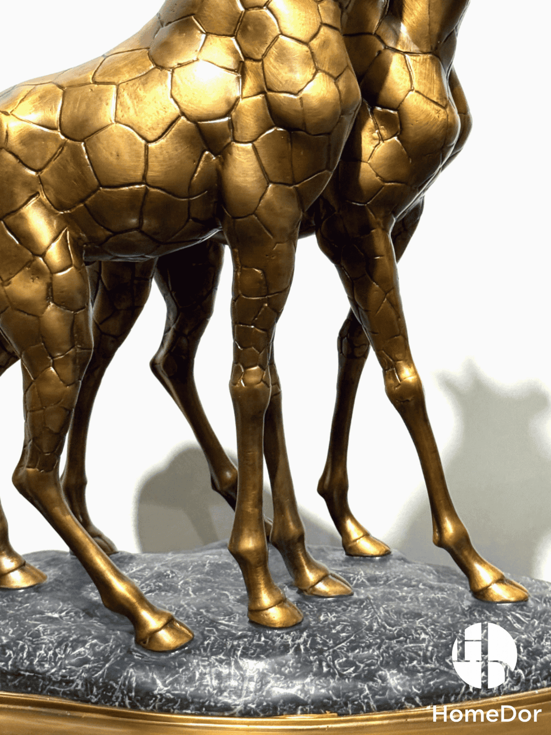 HomeDor Artistic Brass Giraffe Couple Ornament/Sculpture Table Decor-L39cm × W26cm × H49.5cm-