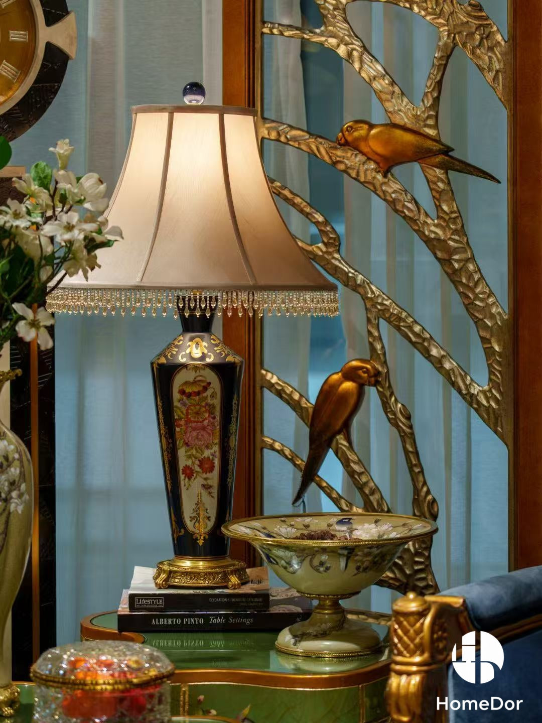 Ornate Floral Porcelain Brass Trimmed Table Lamp1