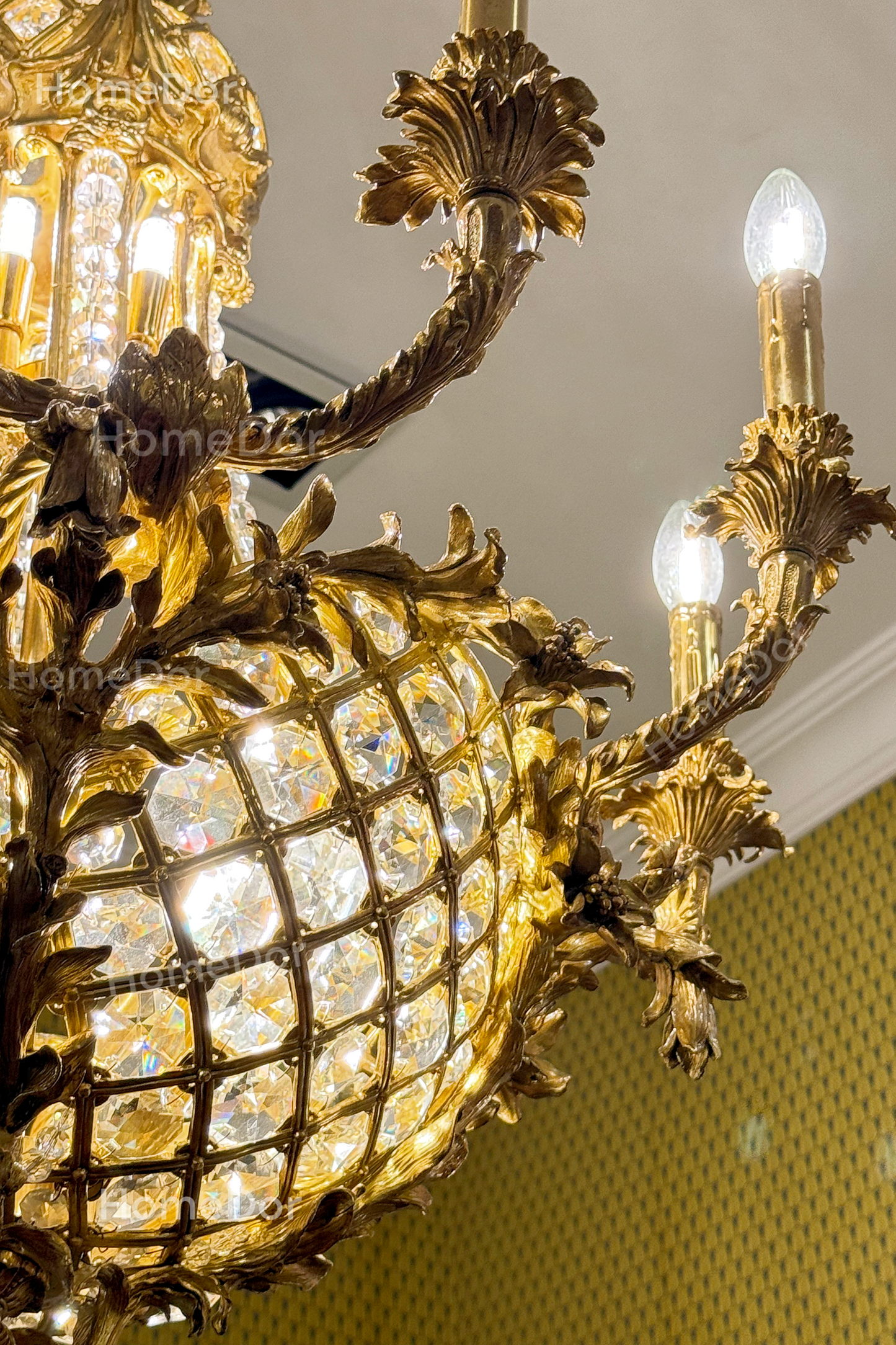 HomeDor × FH&Home | Classical Pineapple-inspired Delicate Carved Brass Chandelier