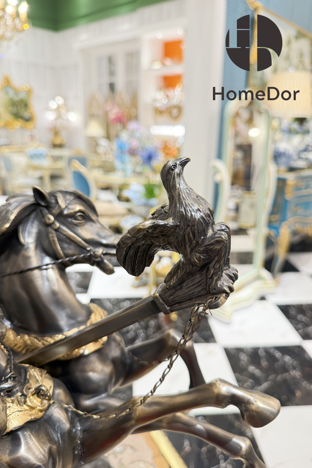 HomeDor × FH&Home | Bronze Chariot Sculpture with Galloping Horses and Detailed Charioteer