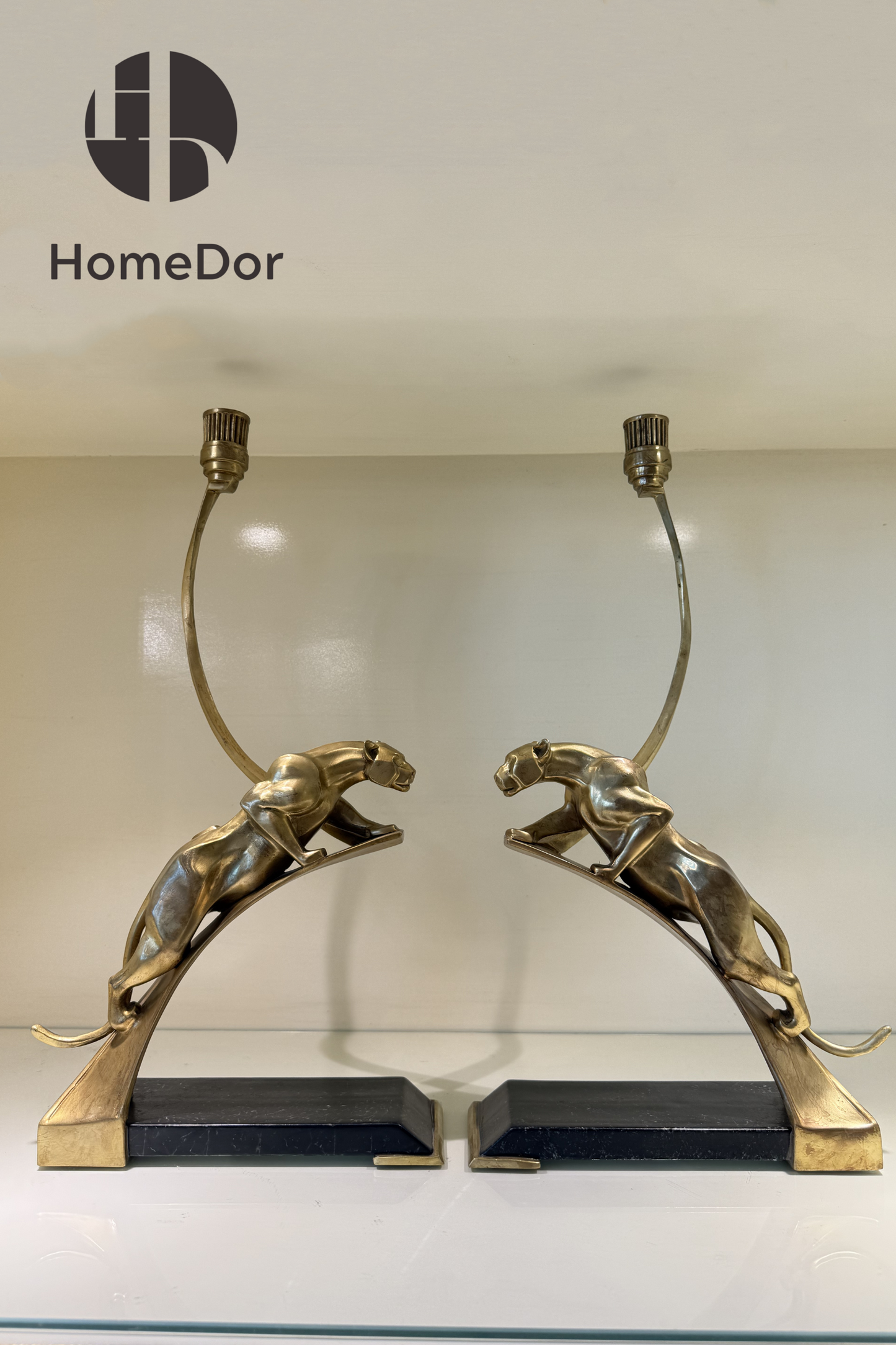 HomeDor-HomeDor × FH&Home | Elegant Modern Classical Copper Bookend Candle Holders with Leaping Panther Sculptures-Candelabras-L23cm × W9cm × H48cm-