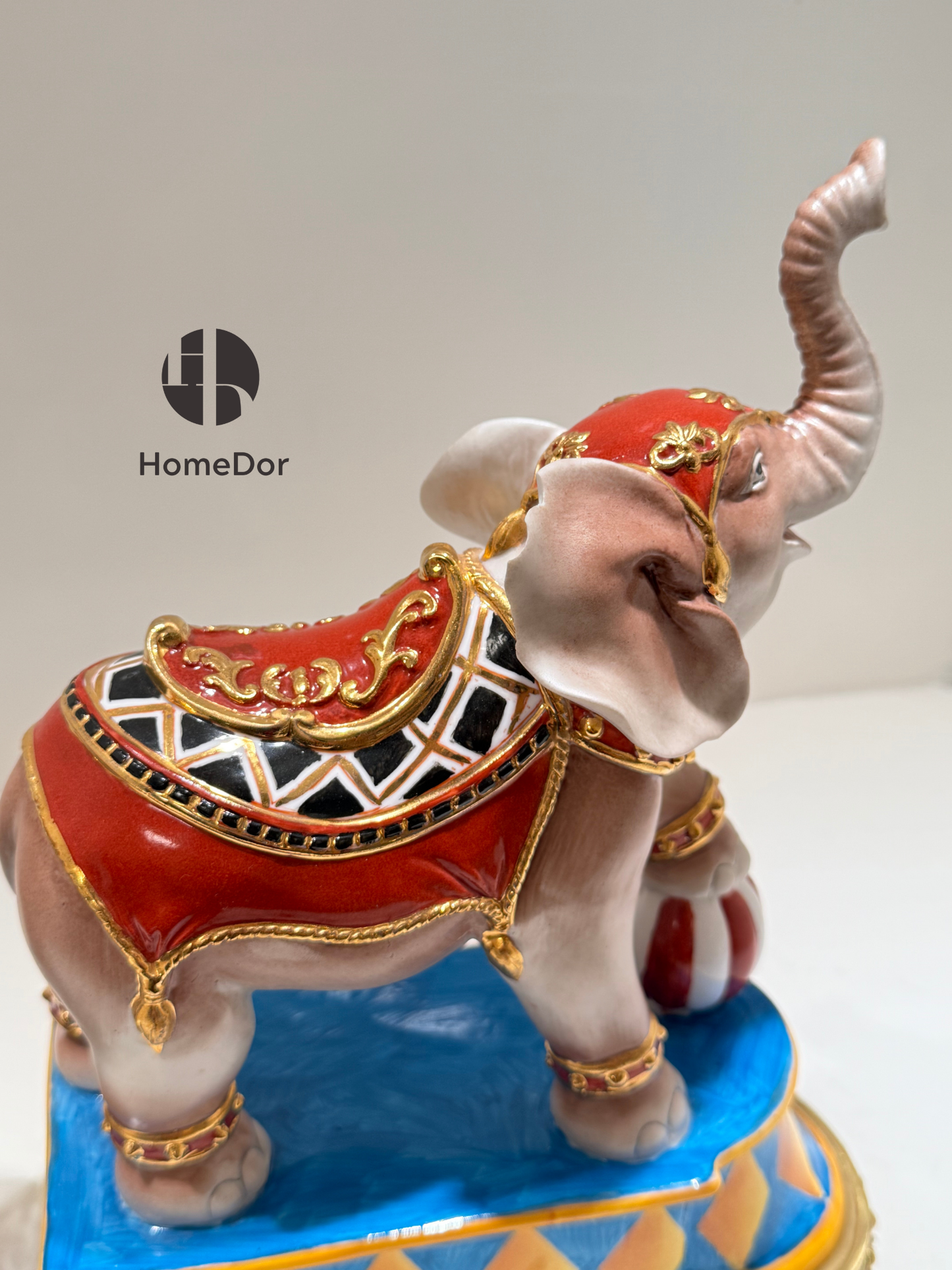 Vibrant Painted Ceramic Playful Elephant Bookends3