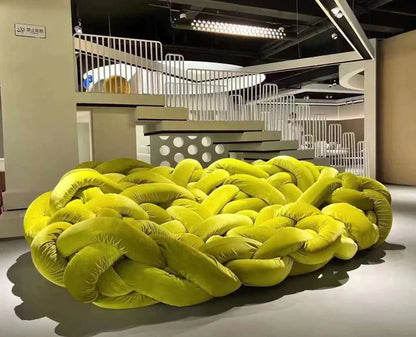 Sofa aus Python-Samtröhren