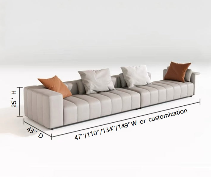 Ledersofa im Klavierstil