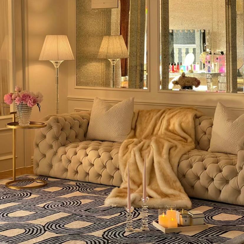 Divano capitonné in pelle di lusso Chesterfield
