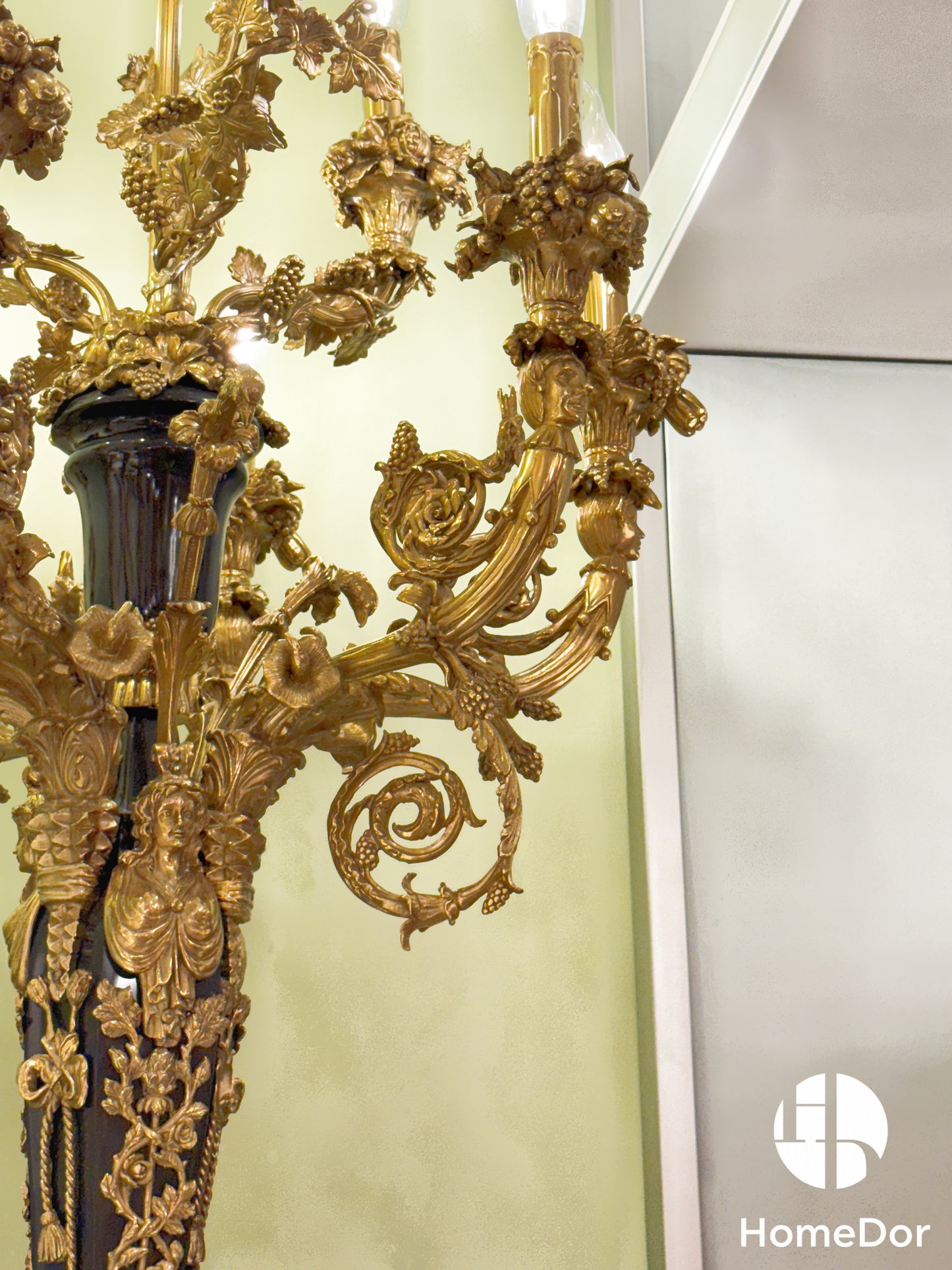 HomeDor × FH&amp;Home | Lámpara de mesa neobarroca Candelabro Aureliano