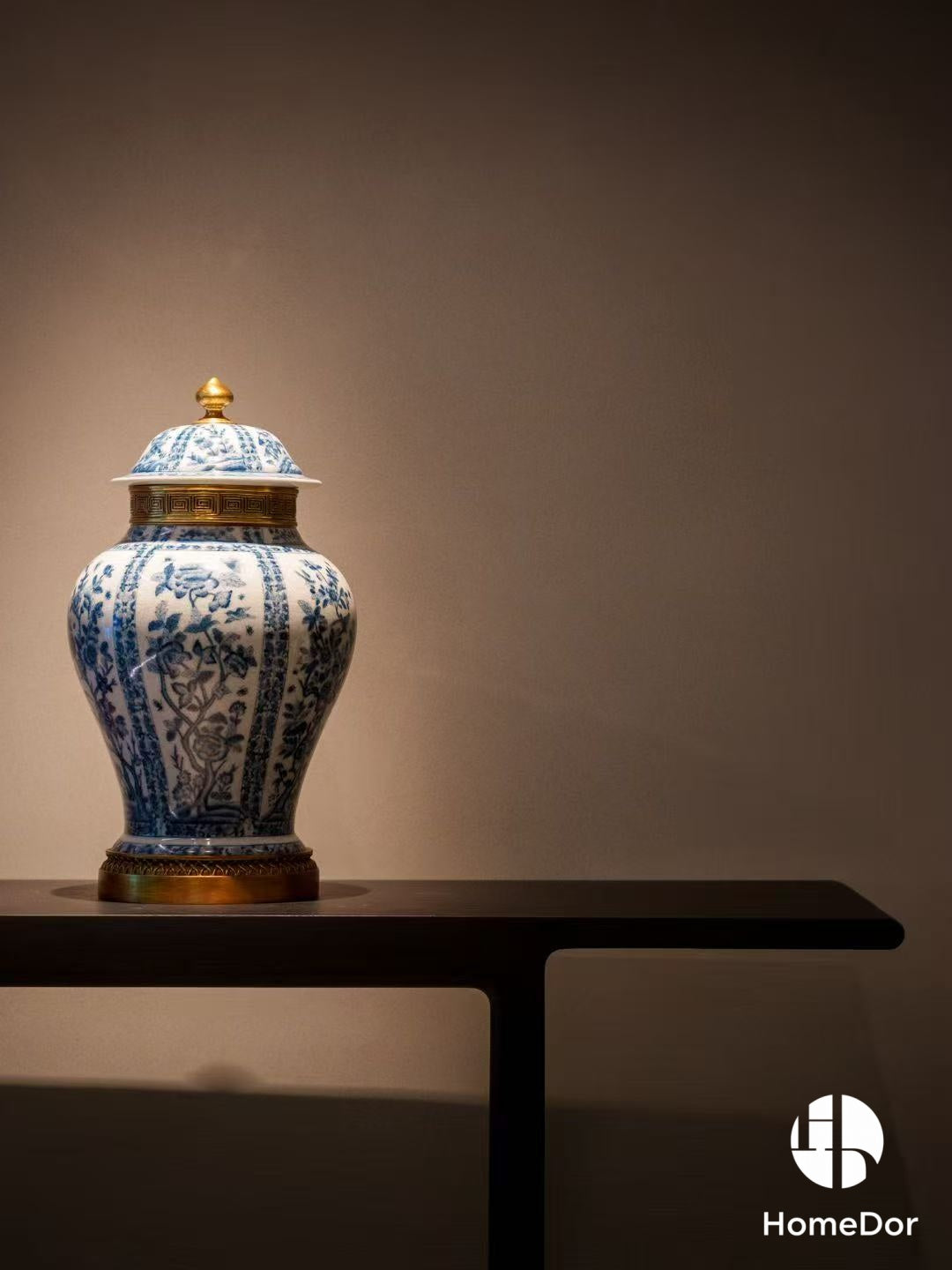 Chinoiserie Blue and White Porcelain General Jar/Urn with Brass Details3