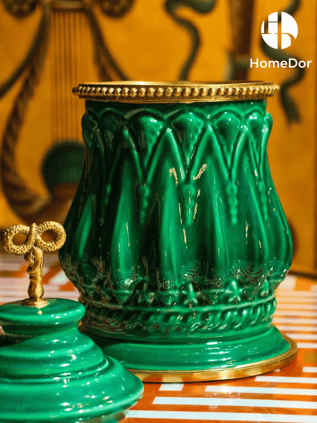 Elegant Hues of European Palaces Gilded Chroma Glazed Green Table Decor Sets  -II14