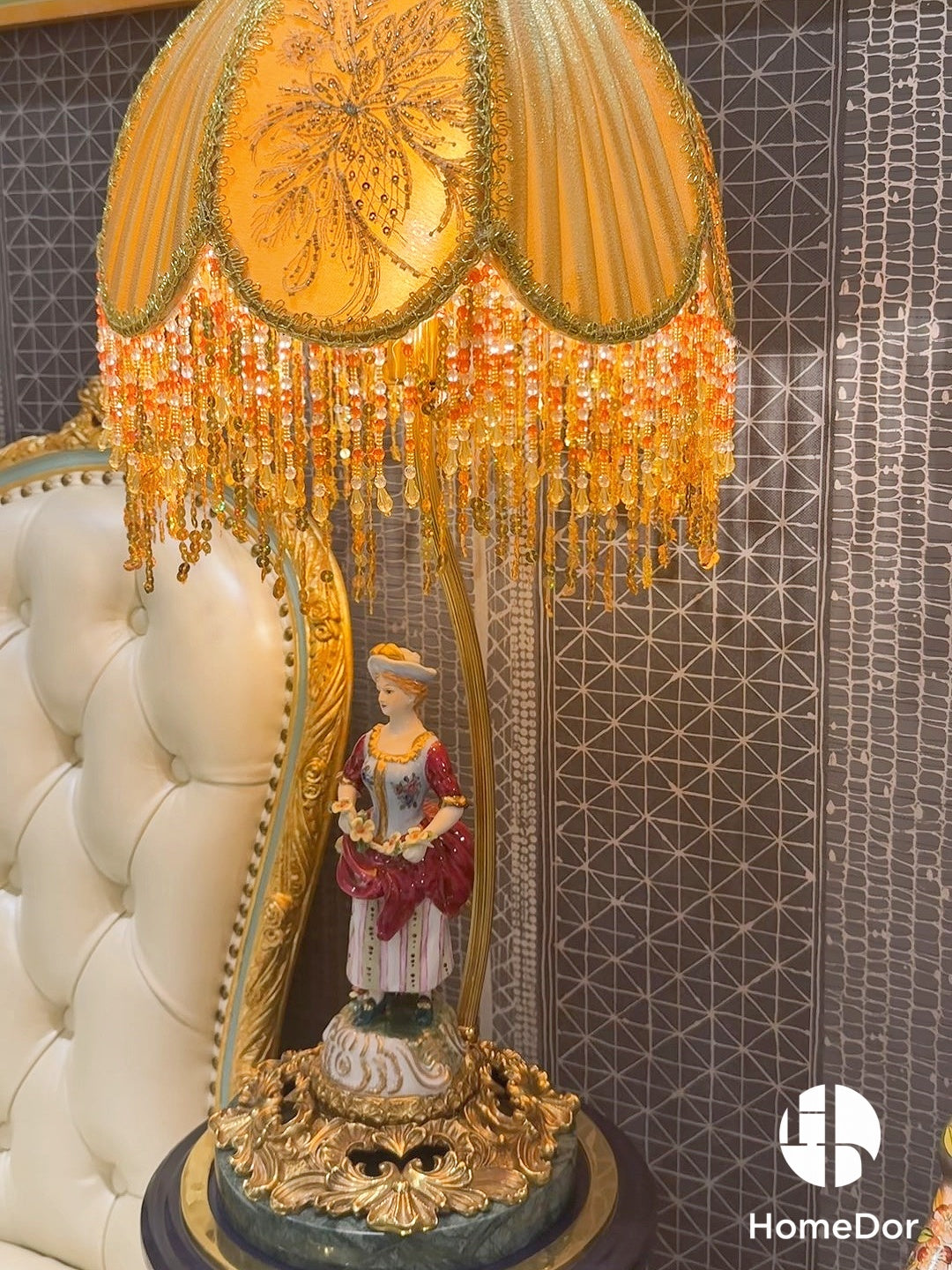 HomeDor × FH&amp;Home | مصباح طاولة سيراميك أنيق للسيدات