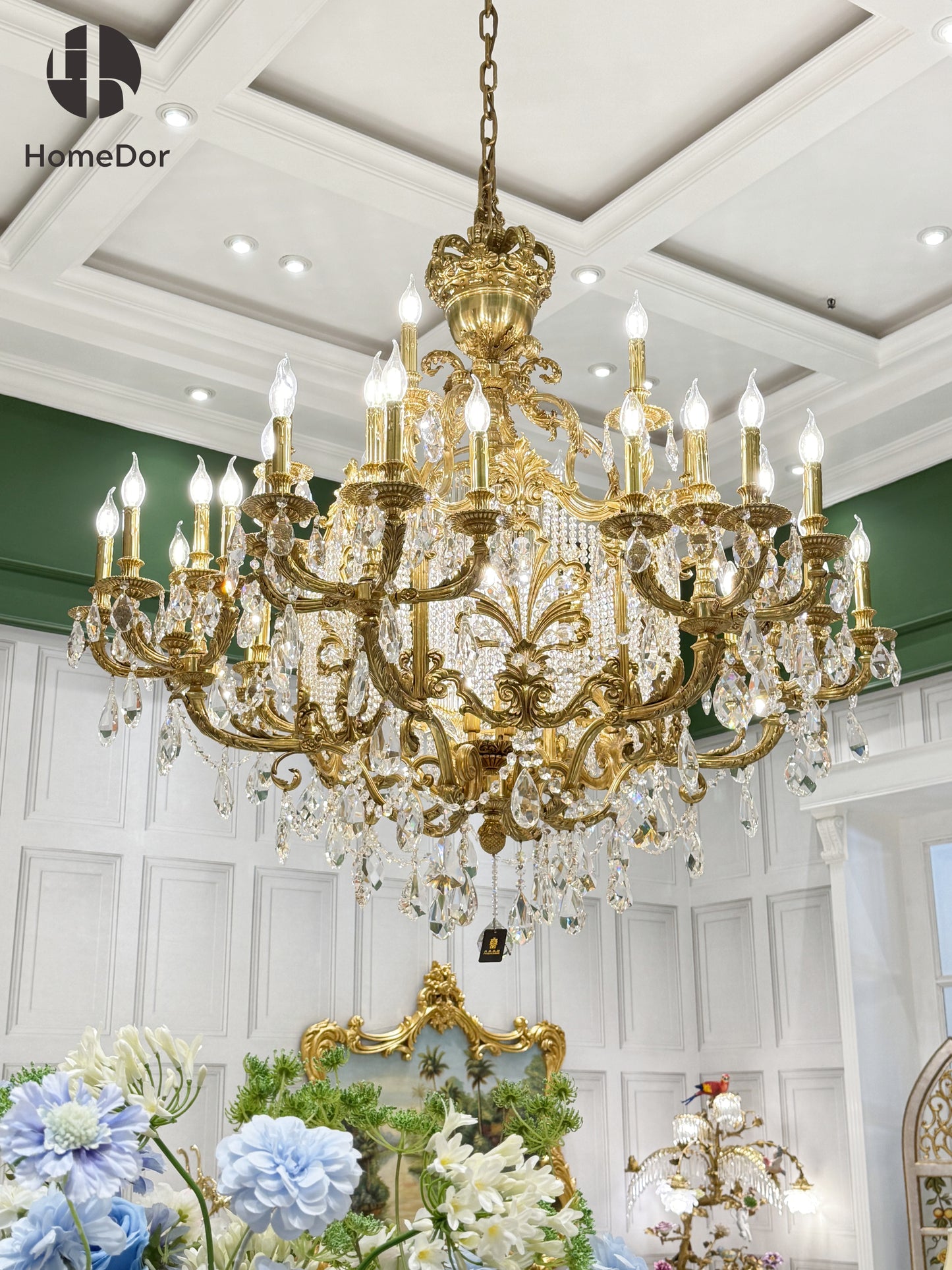 HomeDor palace style luxury crystal chandelier for royal place, luxury house and commercial space. 