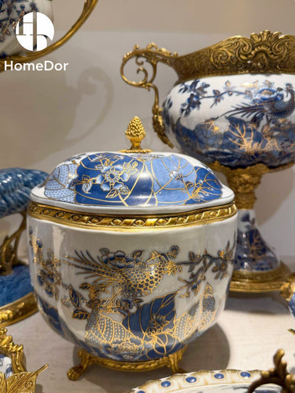 HomeDor × FH&amp;Home | Jarrón barroco de porcelana con tallas doradas 