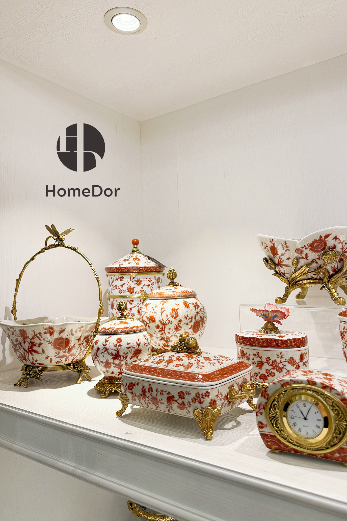 HomeDor × FH&Home | Vintage Red Floral Porcelain Table Decor Set -II