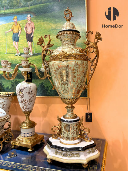 Conjunto de decoración dorada con motivos florales de inspiración barroca de lujo HomeDor