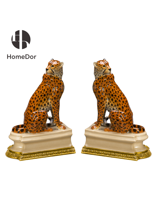 HomeDor Wild Elegance Cheetah Bookend