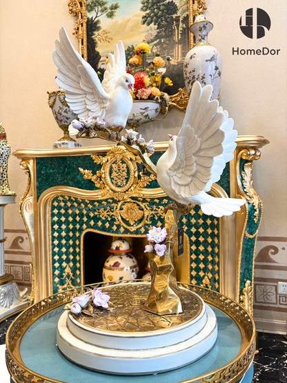 Figura decorativa de paloma voladora elegante HomeDor