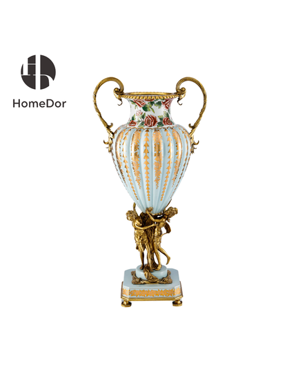 HomeDor × FH&amp;Home | Jarrón rojo real con dos asas y base de querubines de latón esculpido