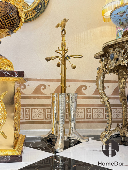 Paragüero con forma de bota plateada de latón con remate de águila artística HomeDor