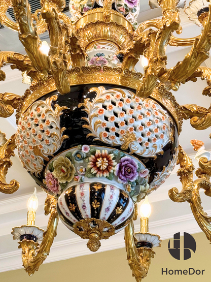 Lámpara de araña de porcelana clásica europea con flores talladas de HomeDor