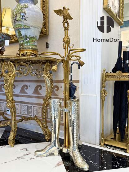 Paragüero con forma de bota plateada de latón con remate de águila artística HomeDor