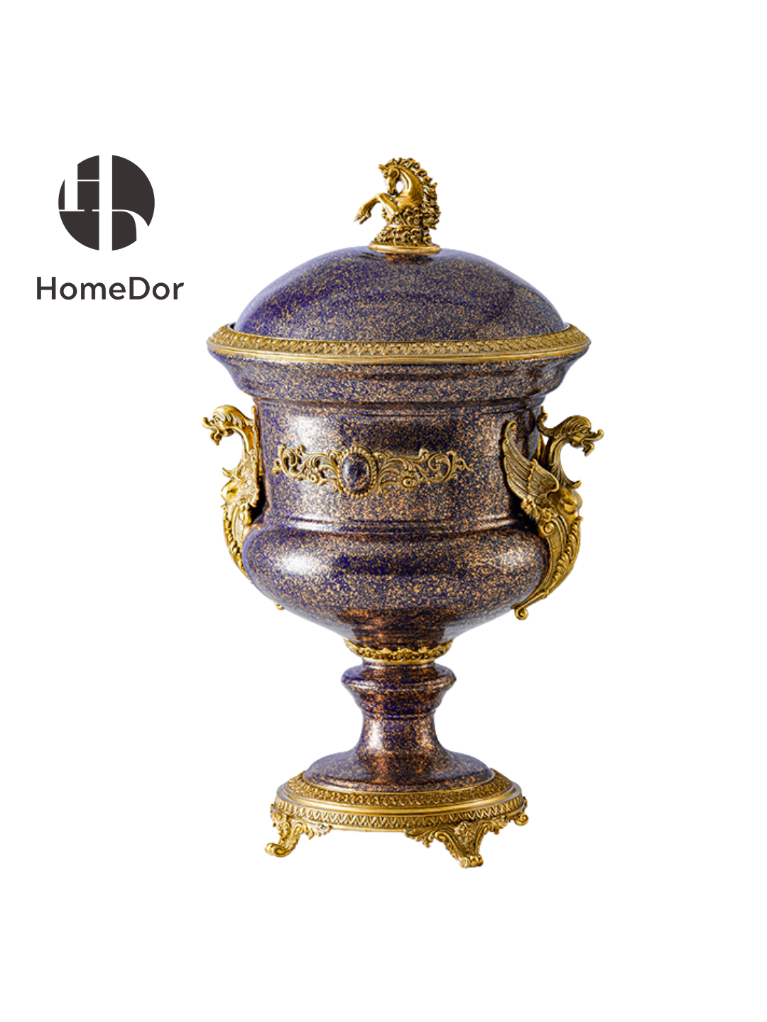 The Imperial Amethyst Porphyry Garniture draws inspiration from the legendary beauty of porphyry and precious stonework, materials long associated with emperors, palaces, and royal treasuries.