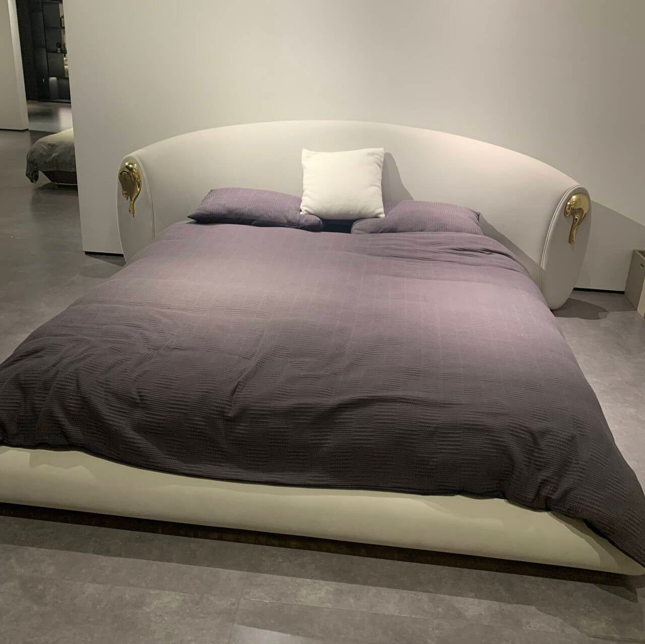 HomeDor Modern Luxury White Fabric Copper Decoration Bed