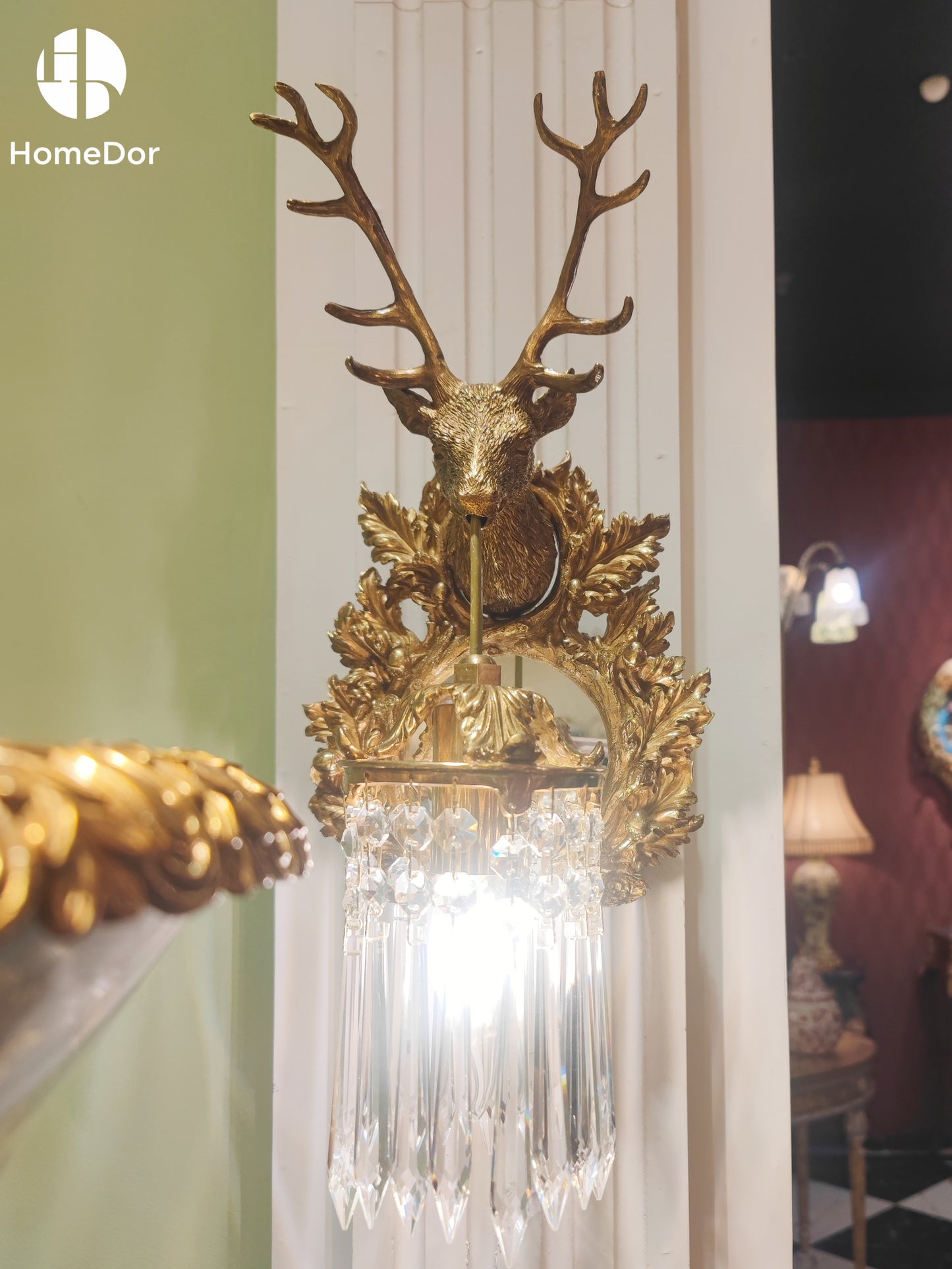 HomeDor × FH&Home | Luxury Deer Head Accent Mirror Wall Sconce