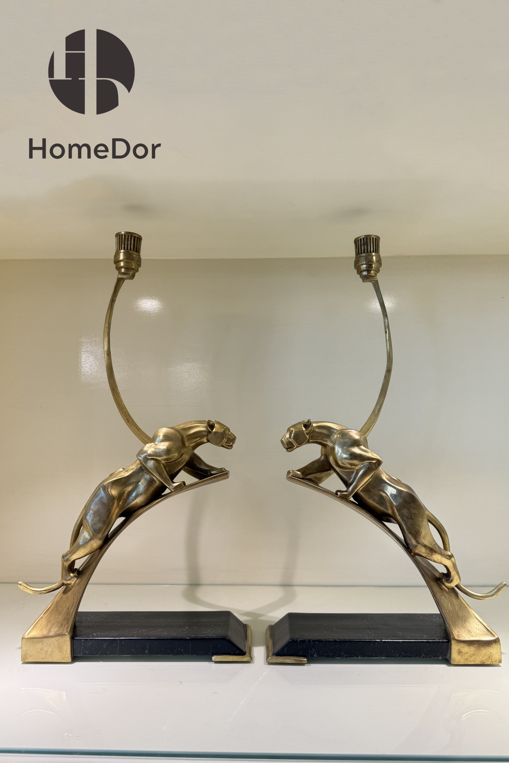 HomeDor-HomeDor × FH&Home | Elegant Modern Classical Copper Bookend Candle Holders with Leaping Panther Sculptures-Candelabras-L23cm × W9cm × H48cm-