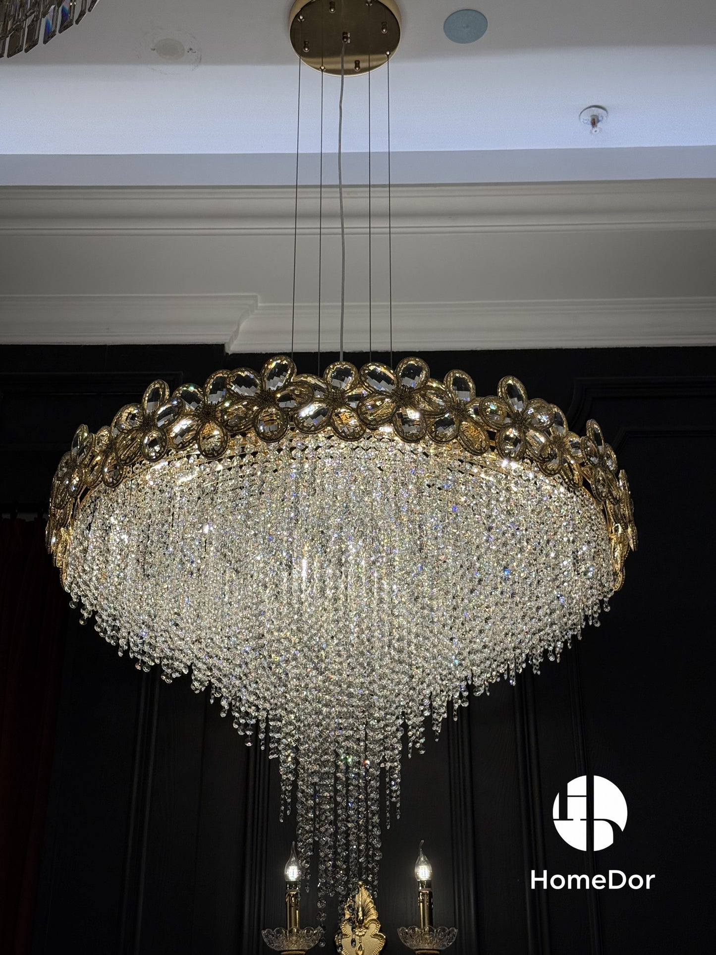 Premium Modern Flower Crystal Tassel Chandelier
10