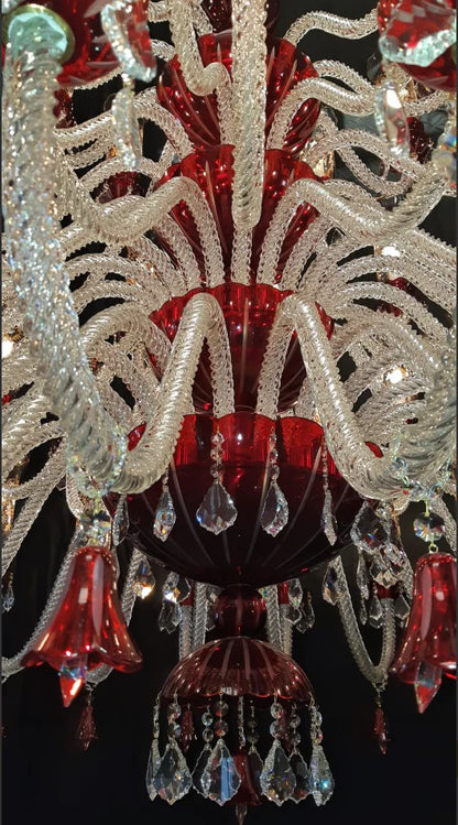 Extragroßer mehrstufiger Glas-Kronleuchter Lauren in Rot
