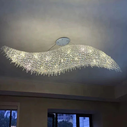 Lampadario in cristallo ad onda a forma di S Lorella