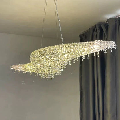 Lampadario in cristallo ad onda a forma di S Lorella