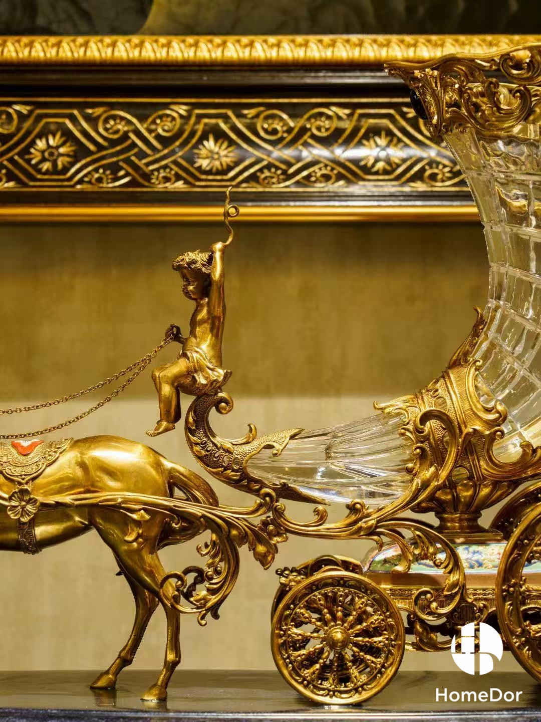 Royal Carriage Crystal Glass Chariot4