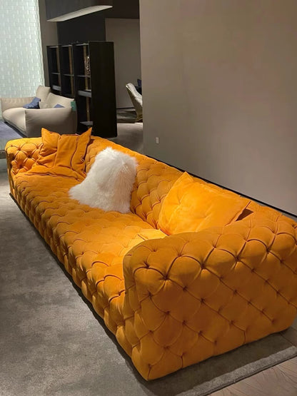 Divano capitonné in pelle di lusso Chesterfield