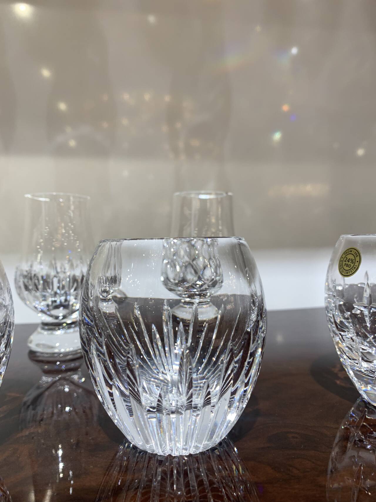 HomeDor Luxury Crystal Engraved Black Tea Cup