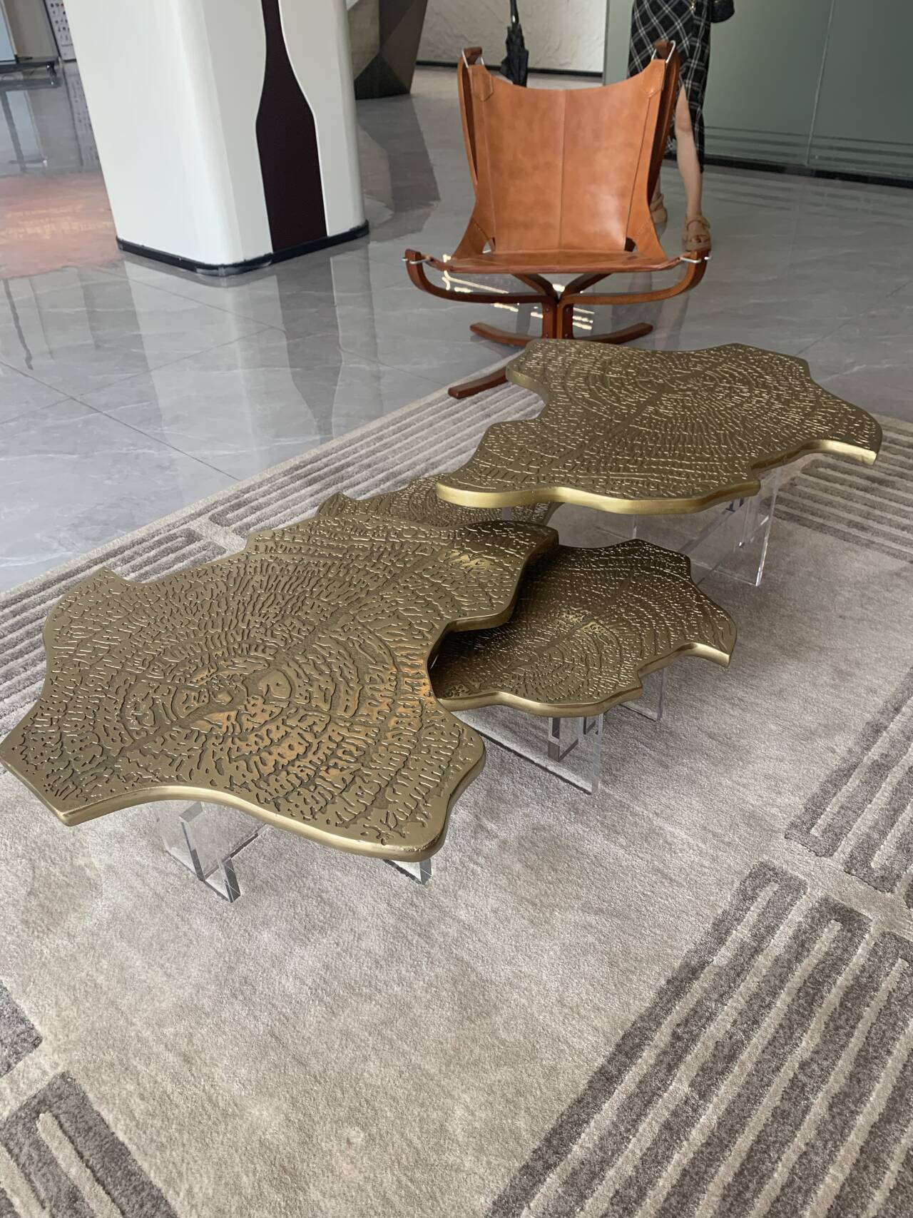 HomeDor Modern Etching Irregular Coffee Table Set