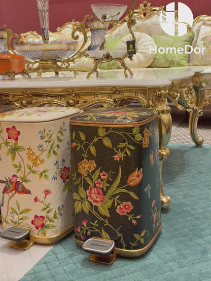 سلة مهملات هوم دور ذات قاعدة بيضاء بنقشة متصدع وطيور وأزهار