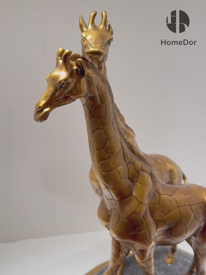 Artistic Brass Giraffe Couple Ornament/Sculpture Table Decor