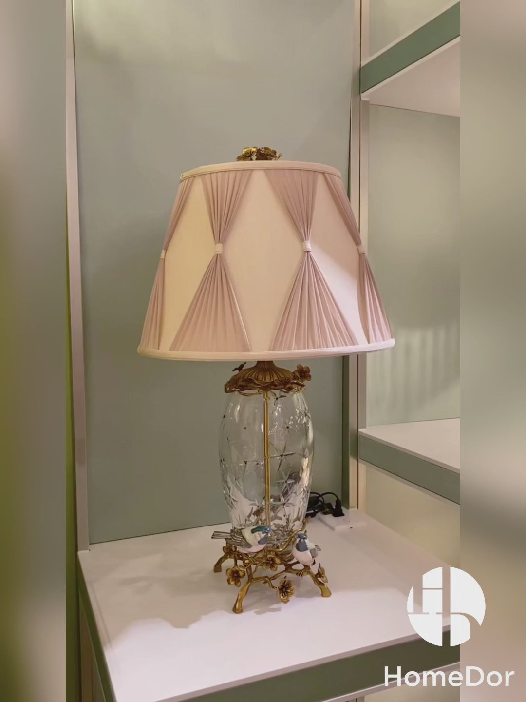 HomeDor × FH&Home | Artistic Birdy Filigree Pleat Crystal Table Lamp