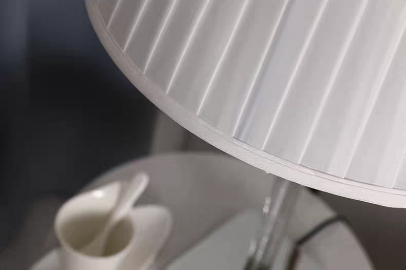 HomeDor Premium Laurel Vintage Luxury Lampshade Table Lamp in Black/White