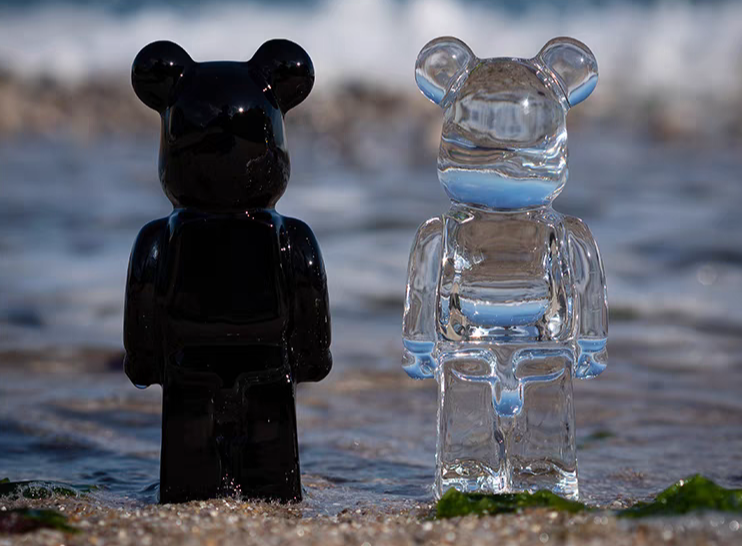HomeDor Modern Small Cystal Violent Bear