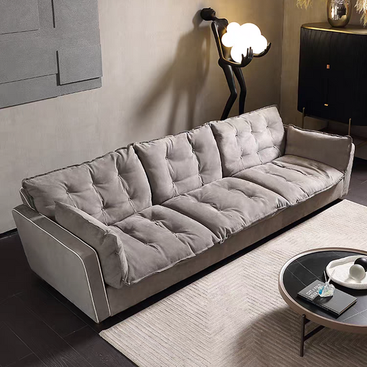 Modernes Sofa im italienischen Stil